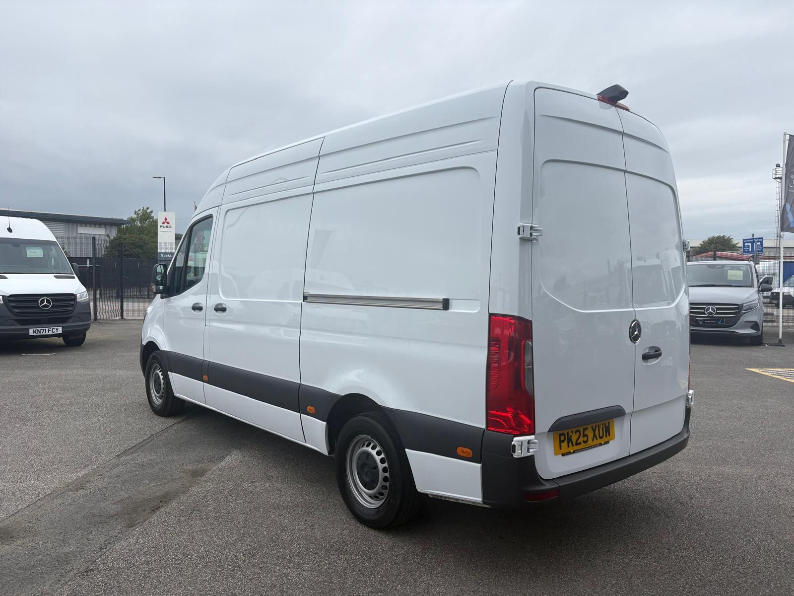 Mercedes-Benz Sprinter